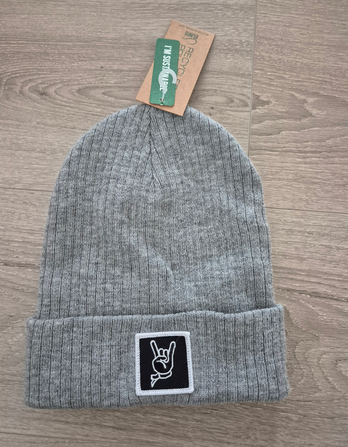 Letzte Chance - Beanie SALE - Recyceltes Polyester (verschiedene Designs)