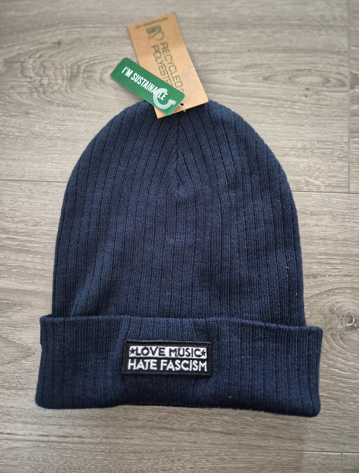 Letzte Chance - Beanie SALE - Recyceltes Polyester (verschiedene Designs)