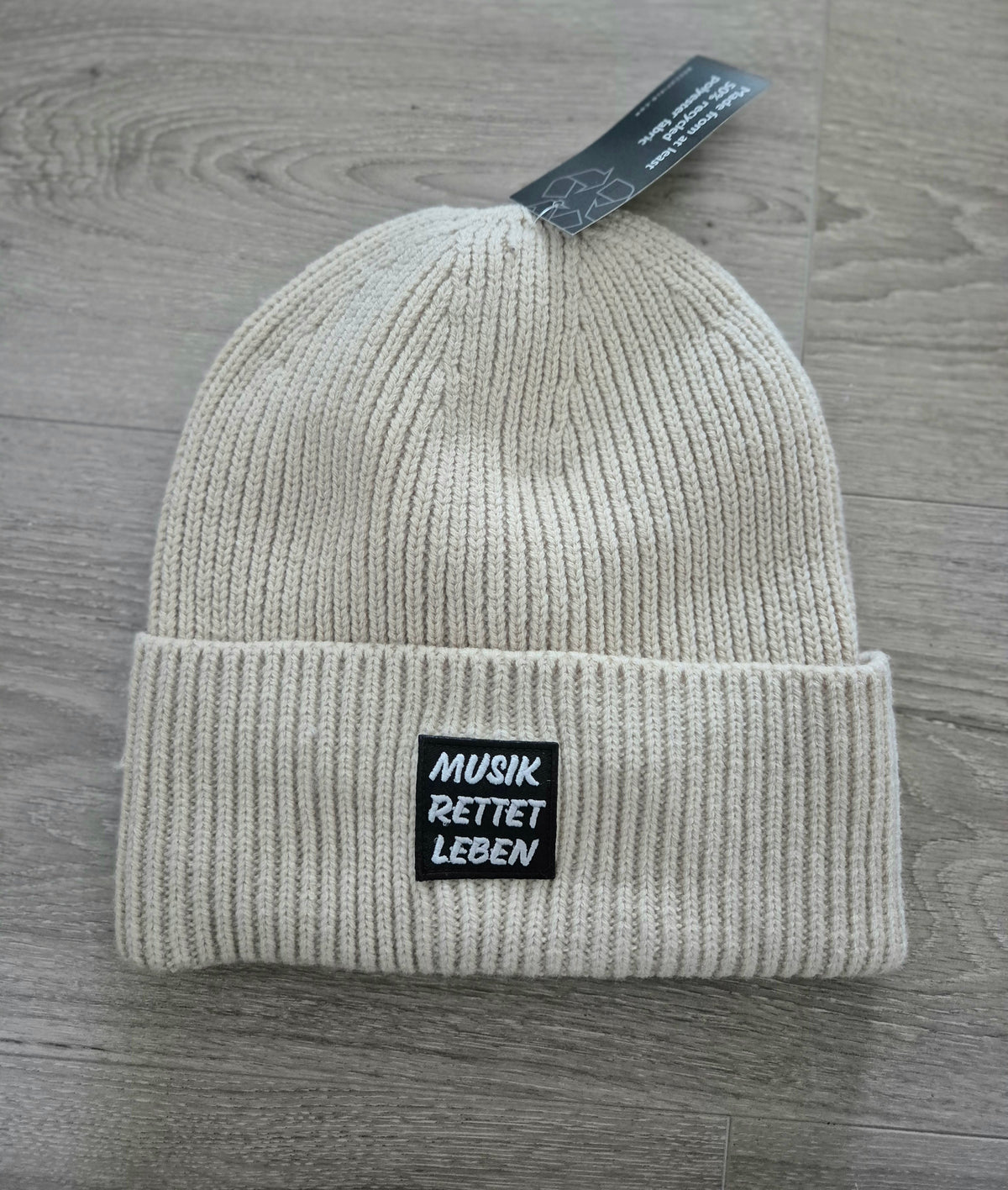 Letzte Chance - Beanie SALE - Recyceltes Polyester (verschiedene Designs)